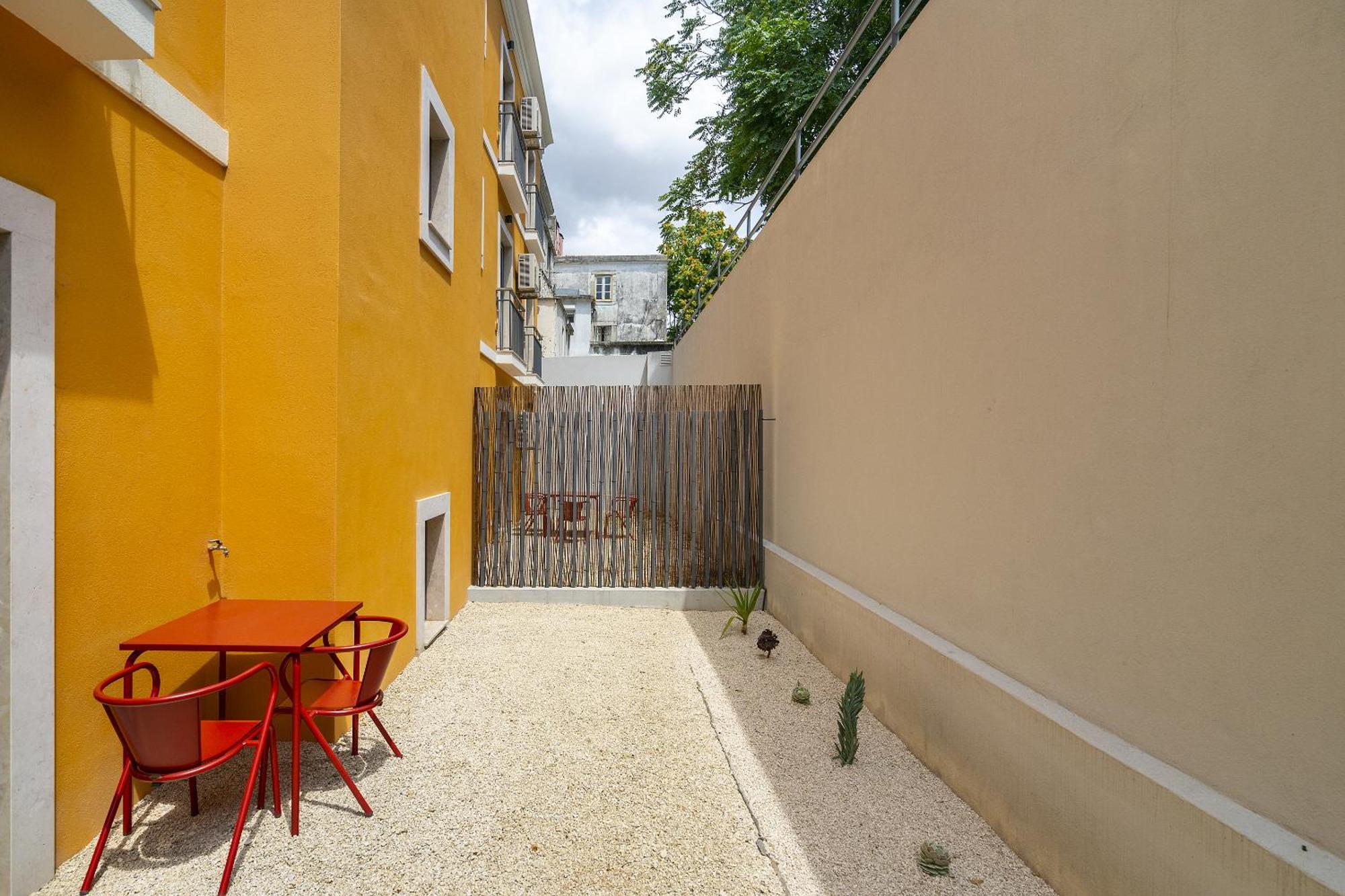 Les Deux Mariettes Apartments & Suites ลิสบอน ภายนอก รูปภาพ